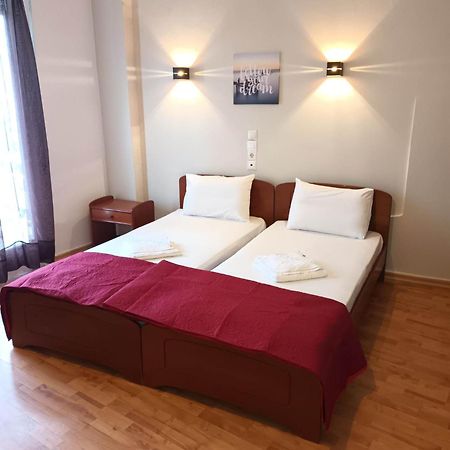 Saint George Hotel Лутра Едипсу Екстериор снимка