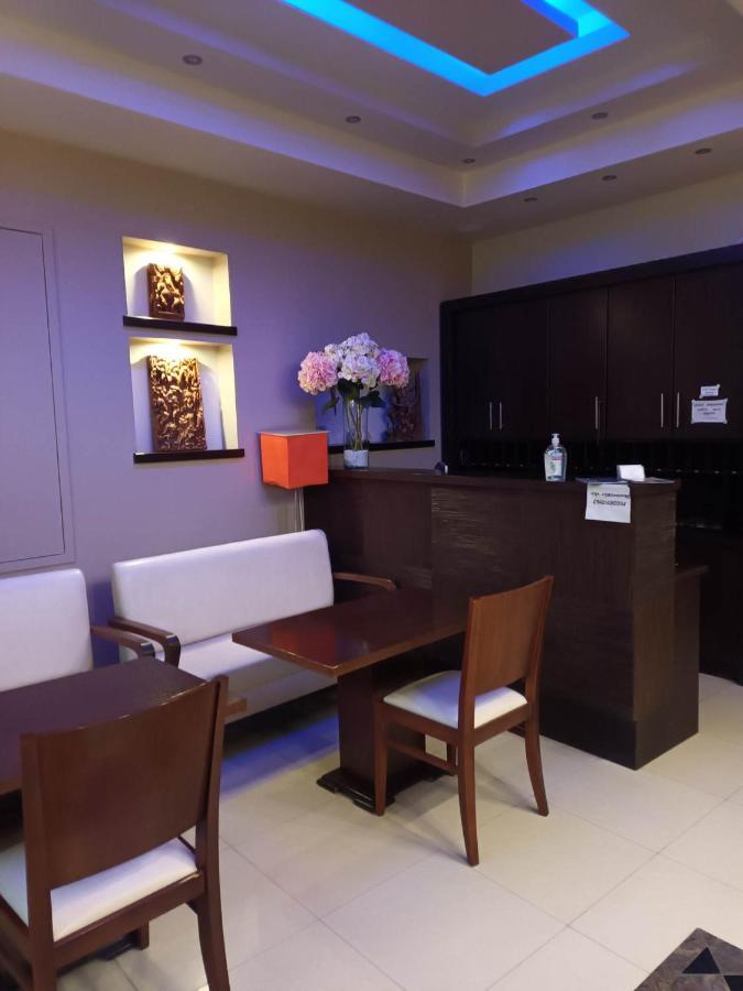 Saint George Hotel Лутра Едипсу Екстериор снимка