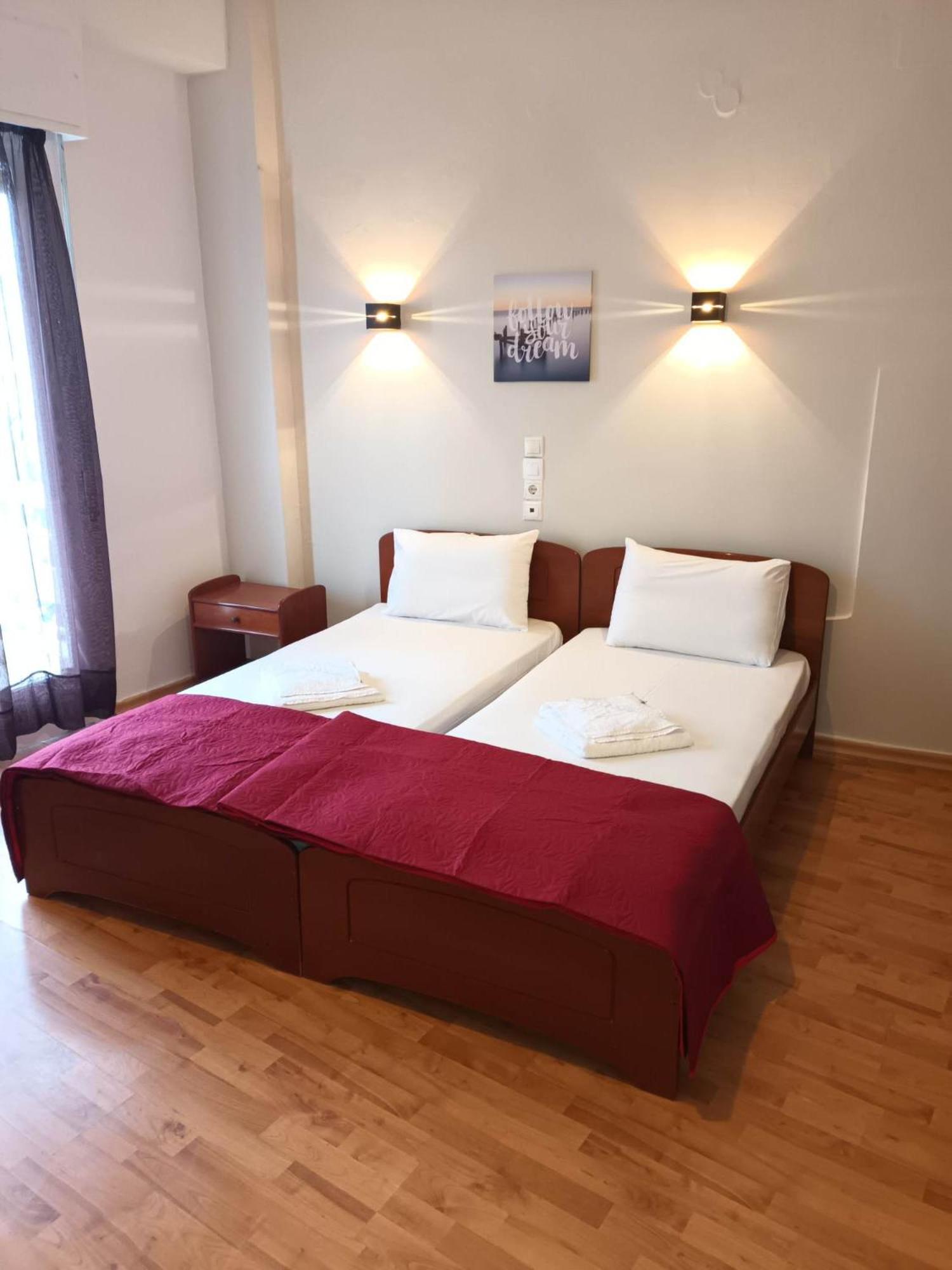 Saint George Hotel Лутра Едипсу Екстериор снимка